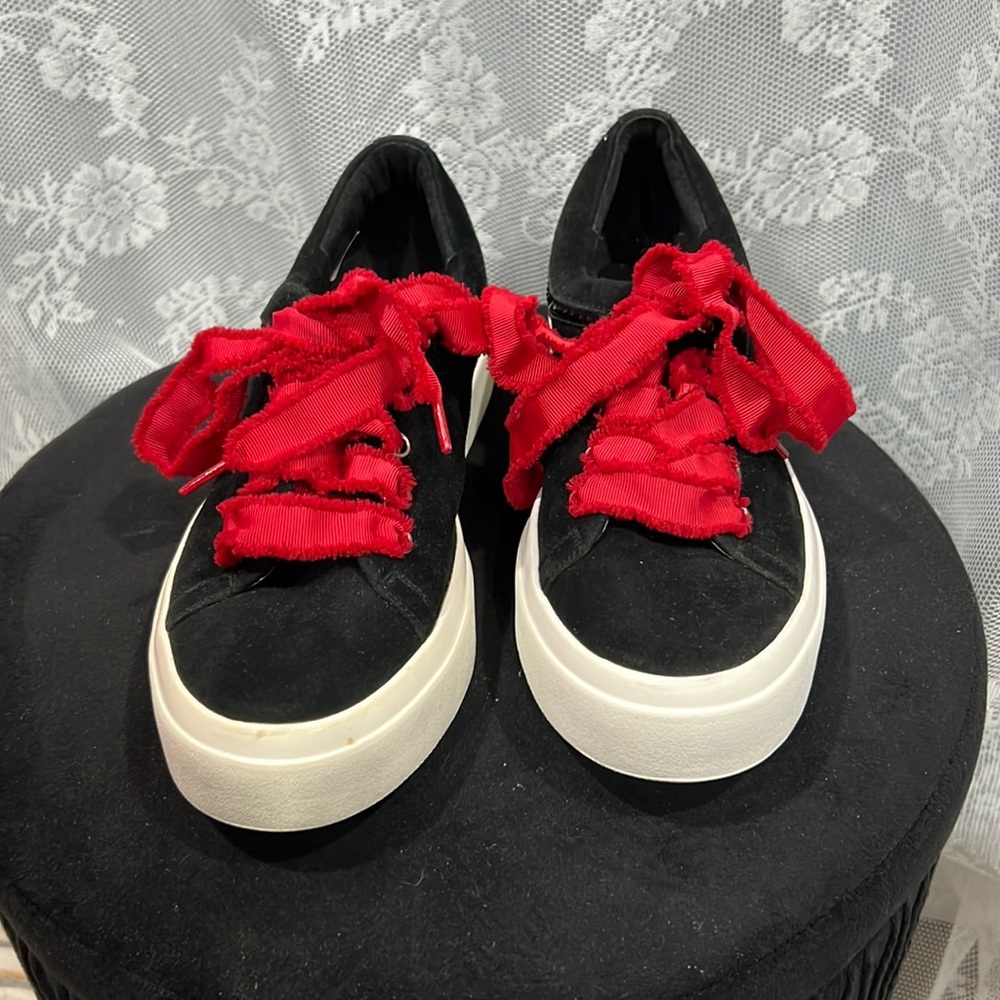 Diane B Milano black suede